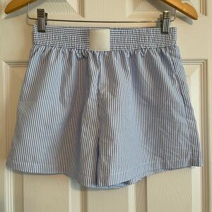 SHEIN Blue Striped Women's Shorts. Size Small
